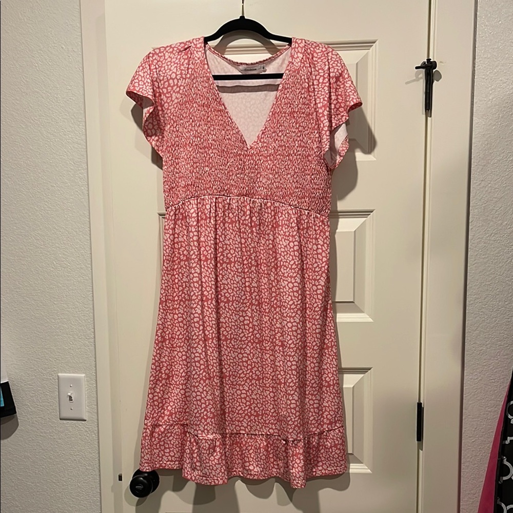 Medium Pink Patterned V-Neck Dress